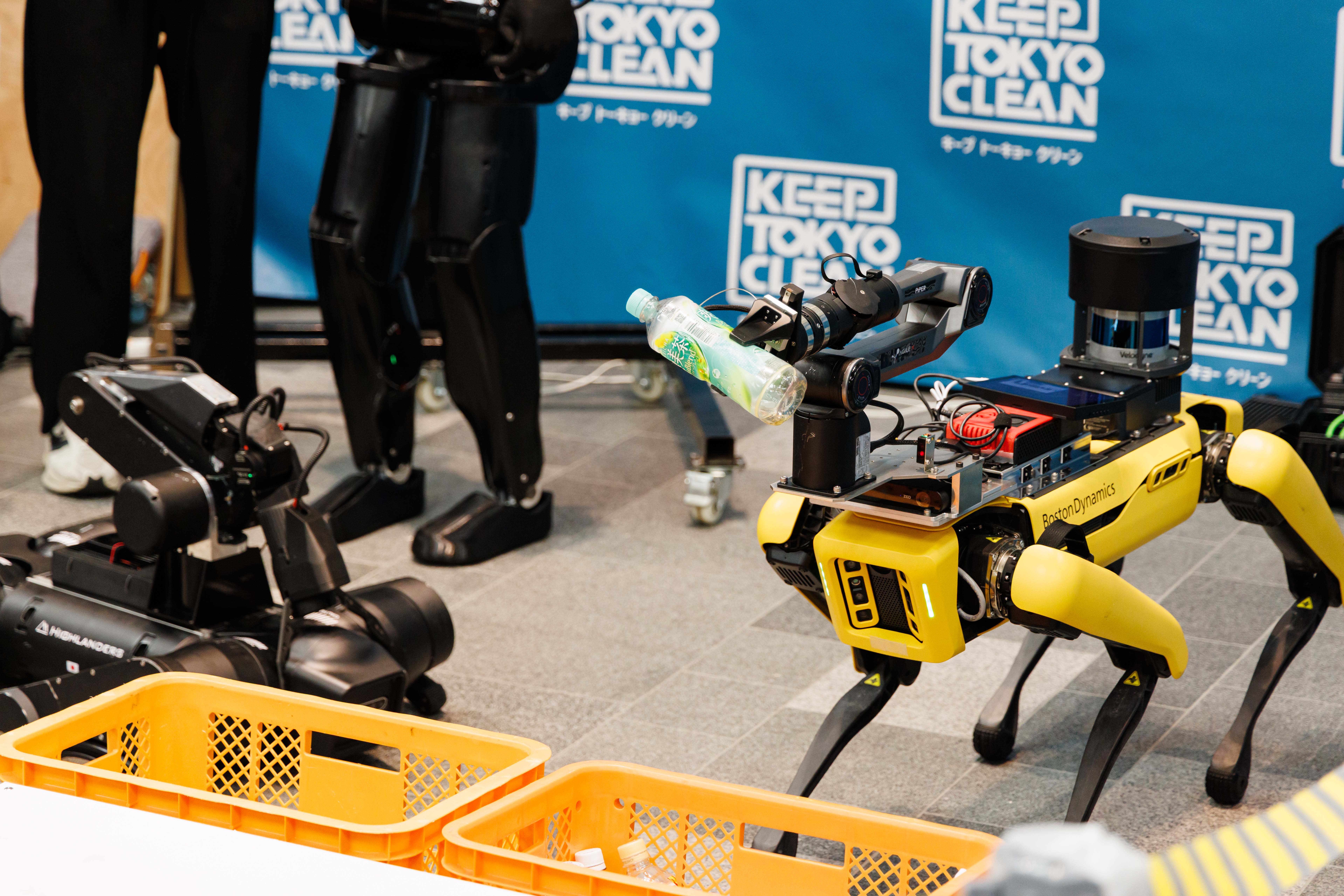 環境美化に関するロボット展示